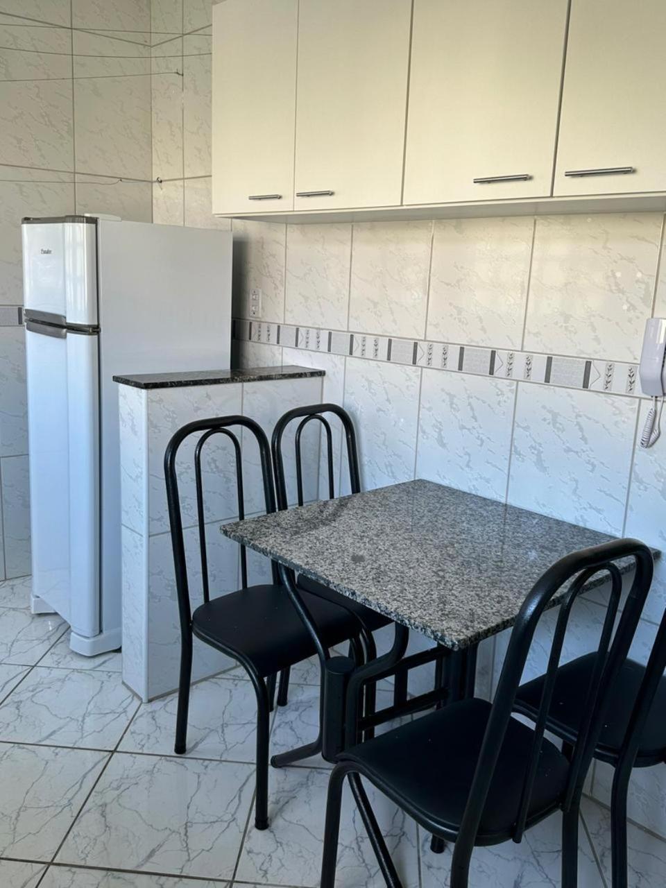 Apartamento Bem Localizado Серра-Негра Экстерьер фото